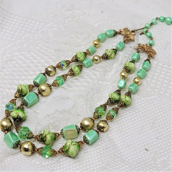 Vintage Double Strand Choker Mint Green Goldtone Necklace - Picture 7 of 8